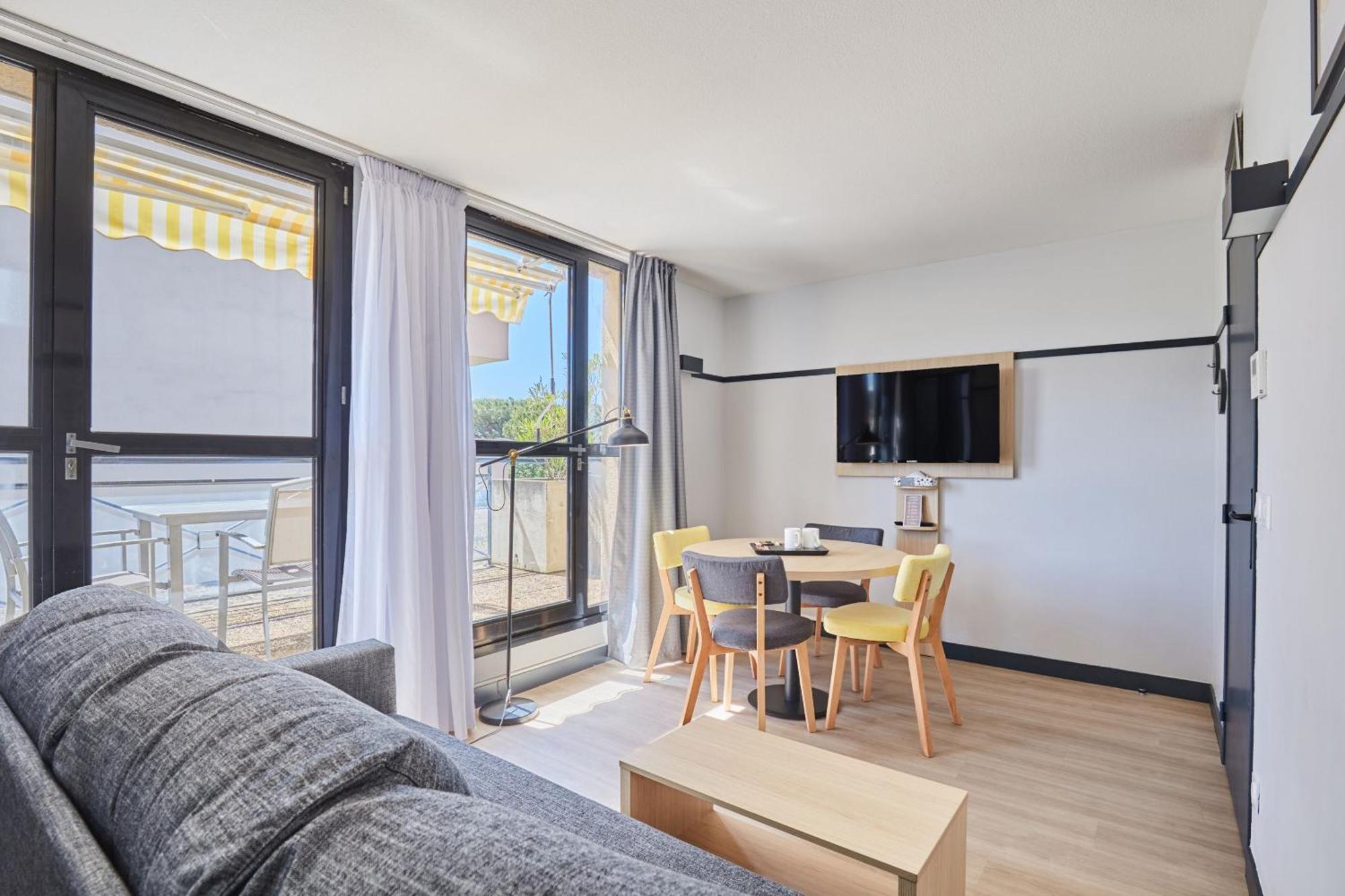Apartamento de 1 dormitorio con terraza (4 adultos)