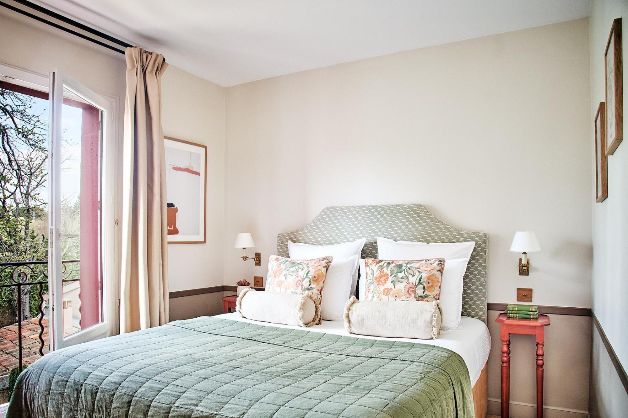 Classic Double Room,1670699407:JPEG