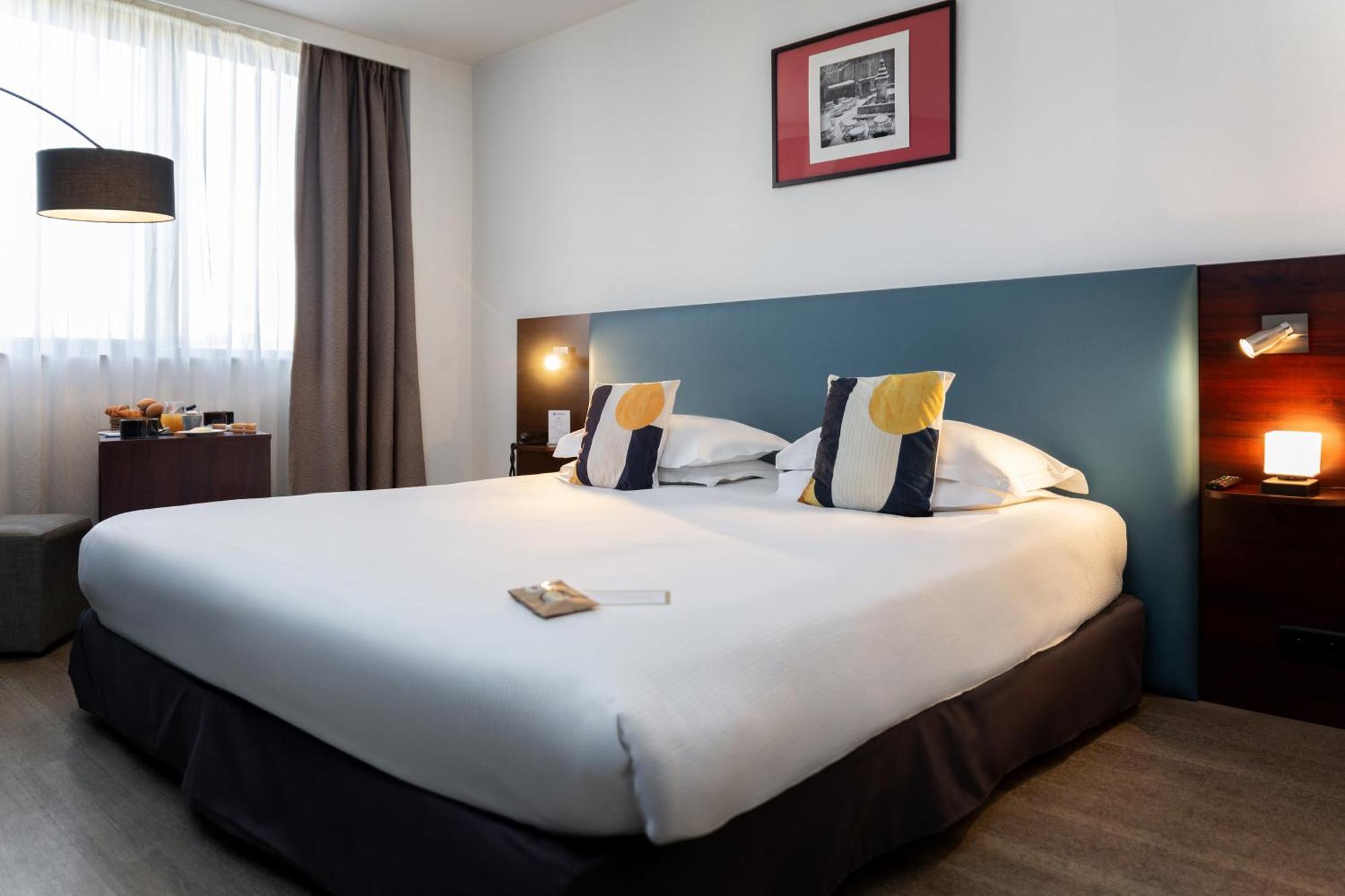Superior King Room,1706390815:JPEG