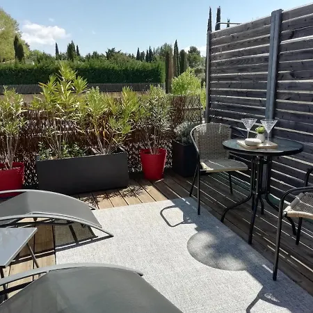 Sweet Home Studio Aix En Pce, Clim,Terrasse,Piscine,Pkg Gratuit-2